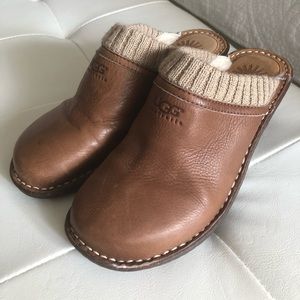 UGG Leather Gael Wedge Clog Shearling